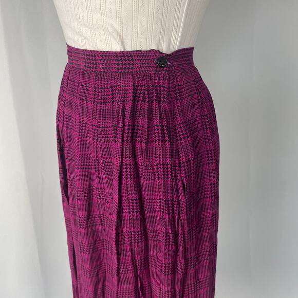 Vintage Pleated Skirt Size 8 Burgundy Black Houndstooth Midi Preppy Academia 90s - Picture 7 of 16